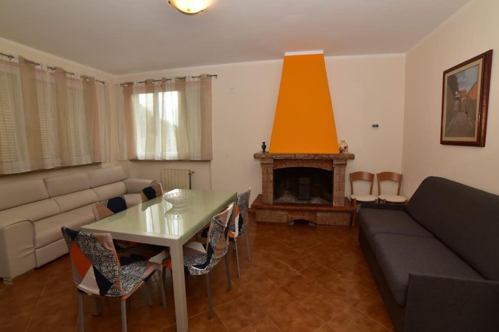 Casa Vacanze Il Pastore Tedesco Portoferraio Exterior foto